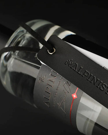 Swiss Premium Dry Gin | Black Obsession-06